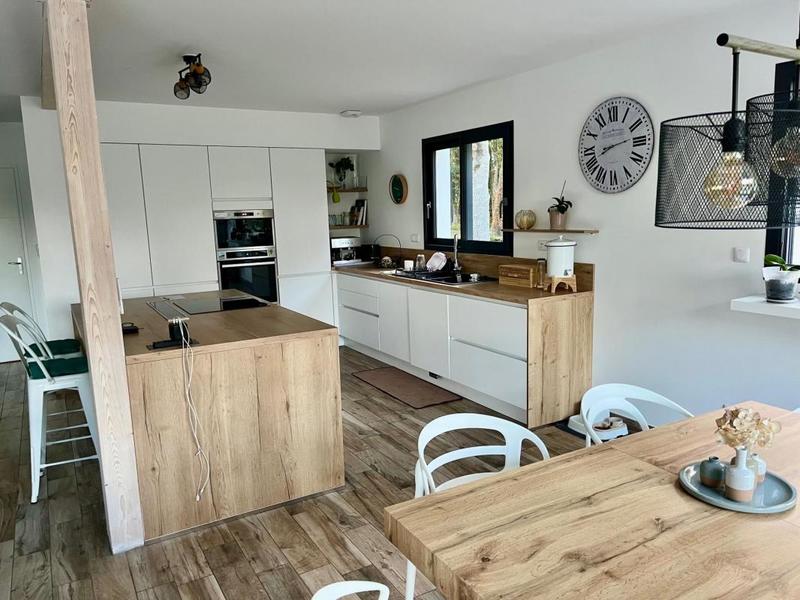 Maison - 140 m² - 5 pièces