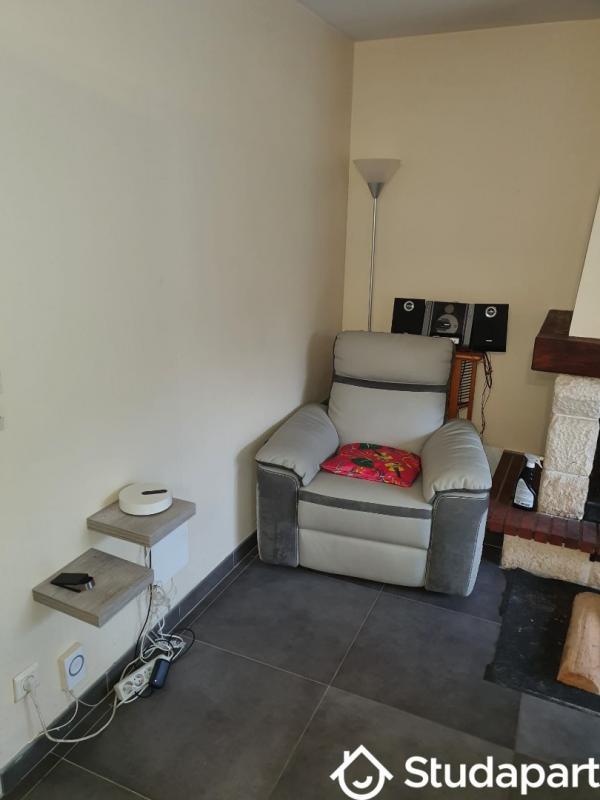 Chambre - 10 m² - 1 pièce