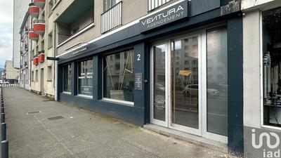 Local commercial - 111 m²