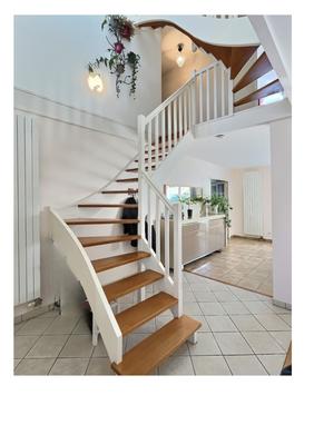 Maison - 165 m² - 8 pièces