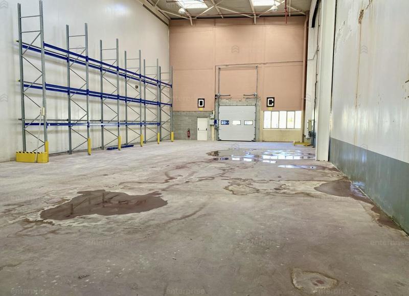Entrepôt - 10 000 m²