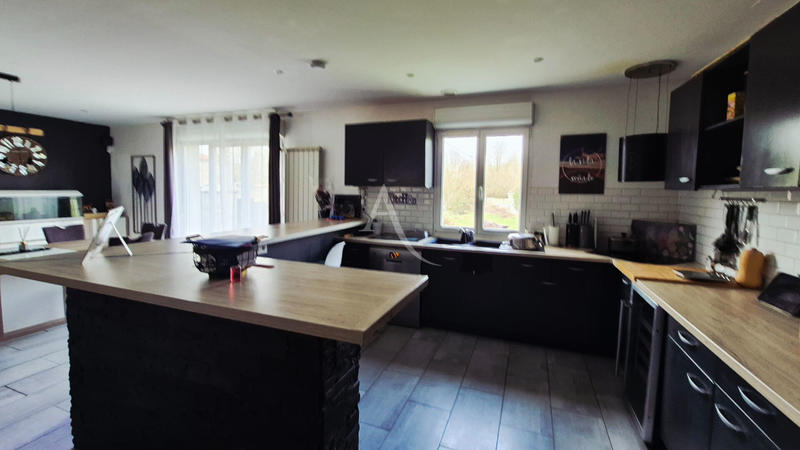 Maison - 173 m² - 6 pièces