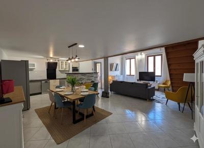 Appartement - 77 m² - 3 pièces