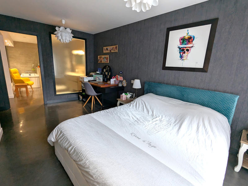 Maison - 238 m² - 6 pièces