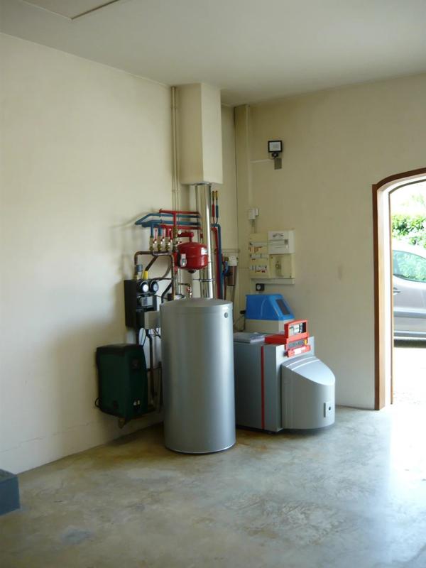 Maison - 223 m² - 9 pièces