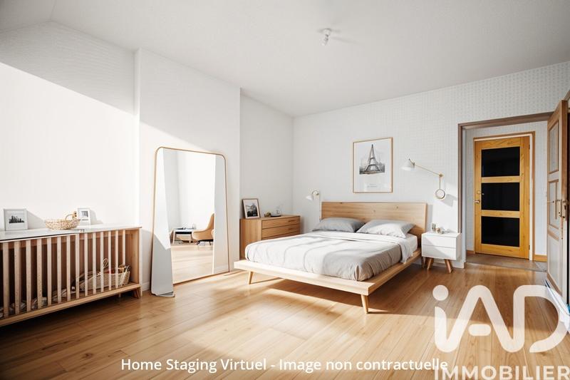 Maison - 258 m² - 7 pièces