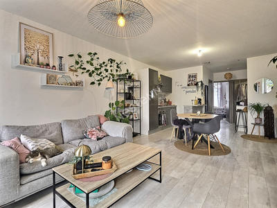 Immeuble - 194 m² - 11 pièces