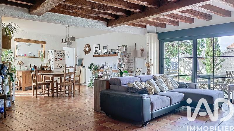 Maison - 225 m² - 10 pièces