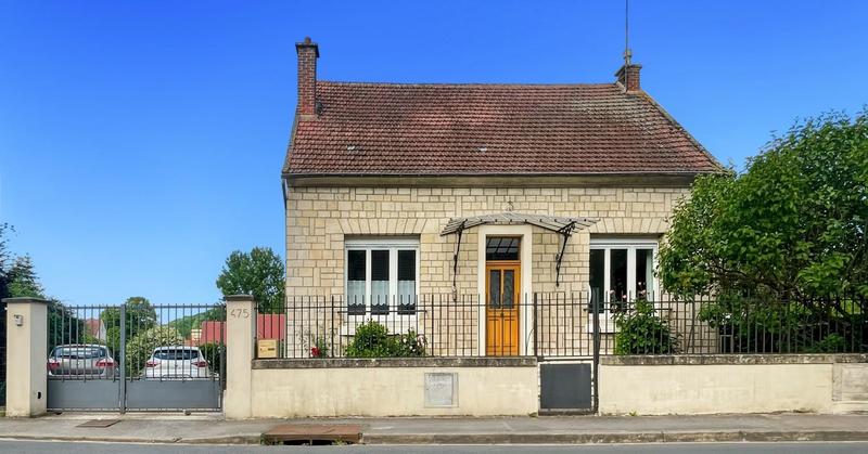 Maison - 107 m² - 6 pièces