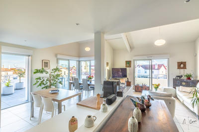 Appartement - 145 m² - 4 pièces