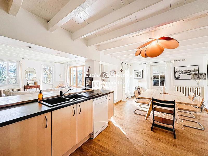 Maison - 135 m² - 5 pièces