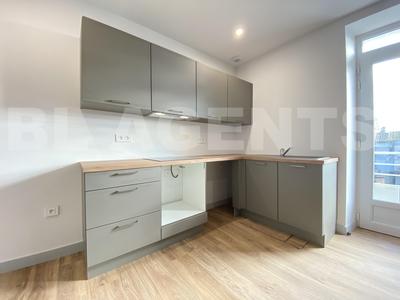 Appartement - 93 m² - 3 pièces