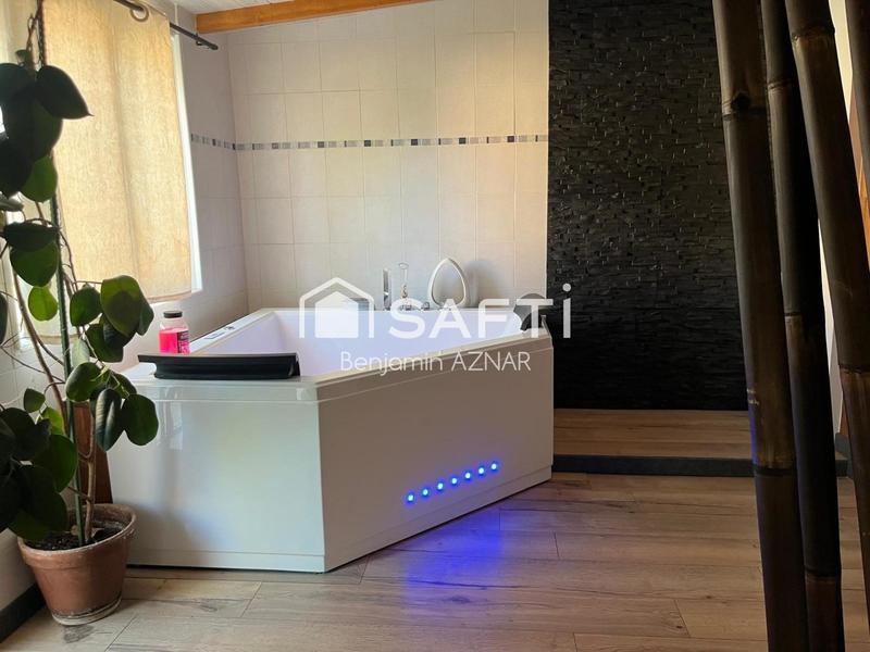 Maison - 150 m² - 5 pièces