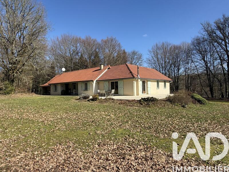 Maison - 133 m² - 6 pièces