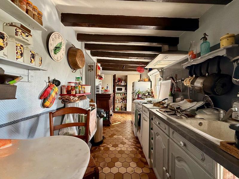 Maison - 230 m² - 10 pièces