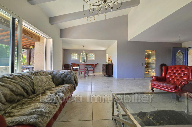 Villa - 164 m² - 5 pièces