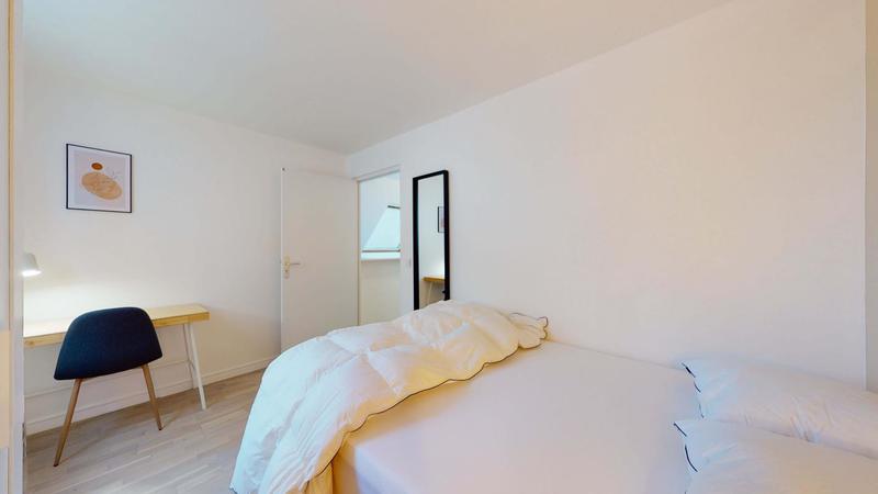 Appartement - 125 m² - 6 pièces