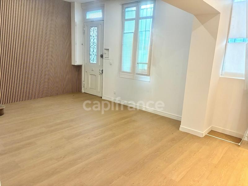 Maison - 147 m² - 9 pièces