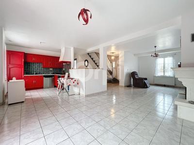 Maison - 135 m² - 5 pièces