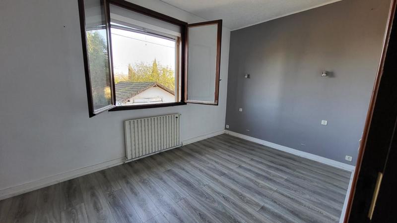 Maison - 115 m² - 8 pièces