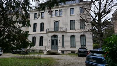 Appartement - 82 m² - 2 pièces