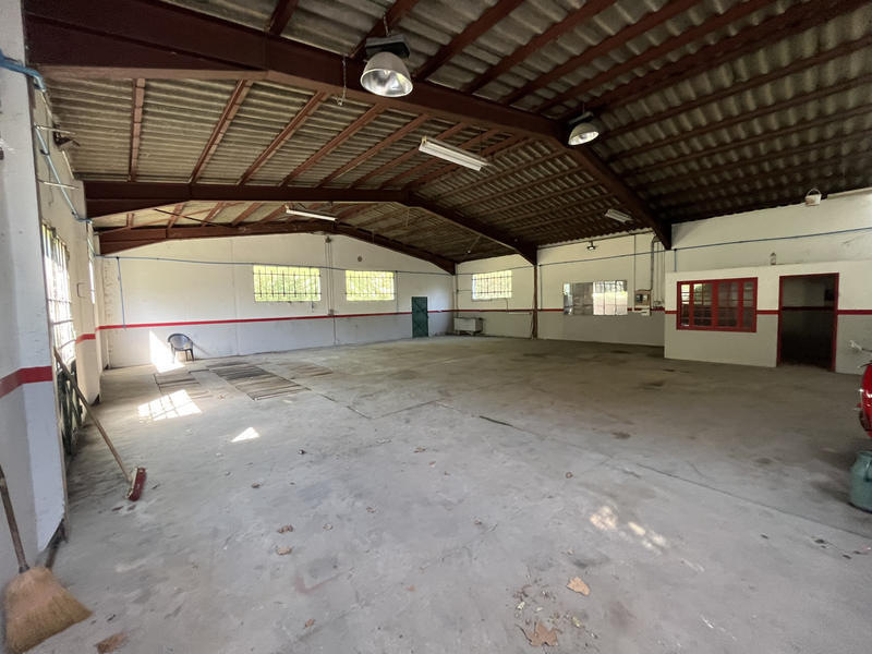 Propriété - 176 m² - 10 pièces