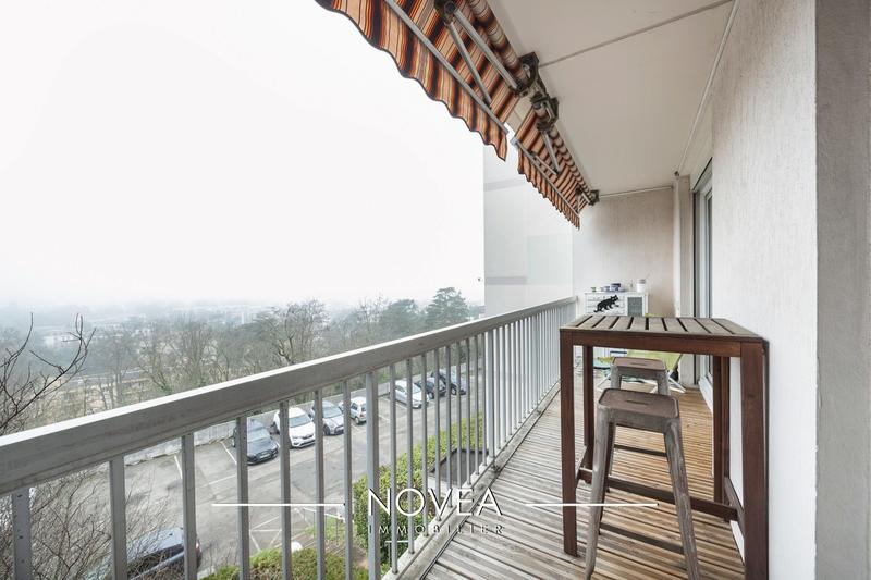 Appartement - 136 m² - 5 pièces