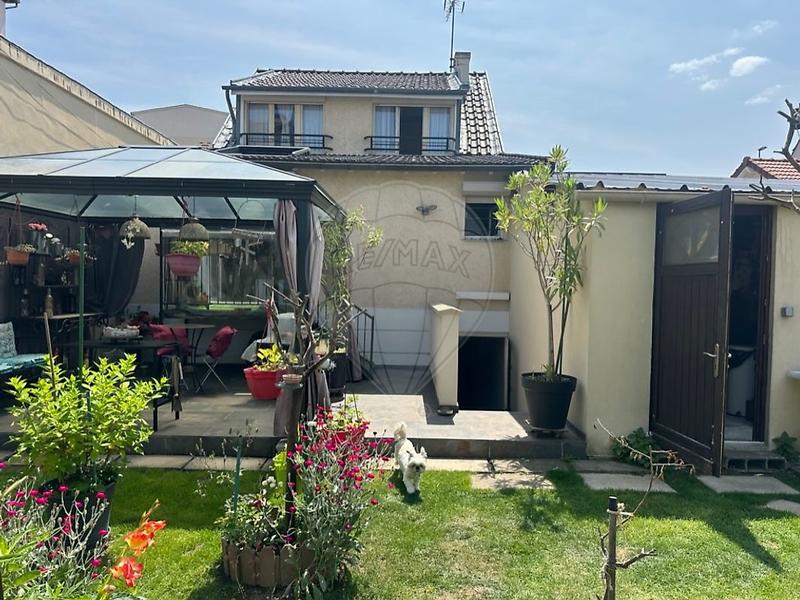 Maison - 142 m² - 4 pièces