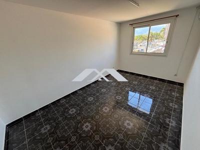 Maison traditionnelle - 80 m² - 4 pièces