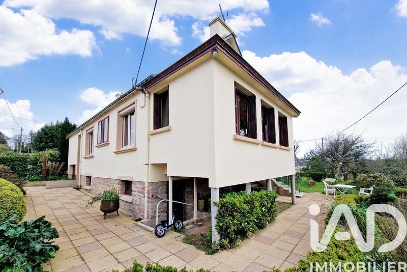 Maison - 94 m² - 5 pièces