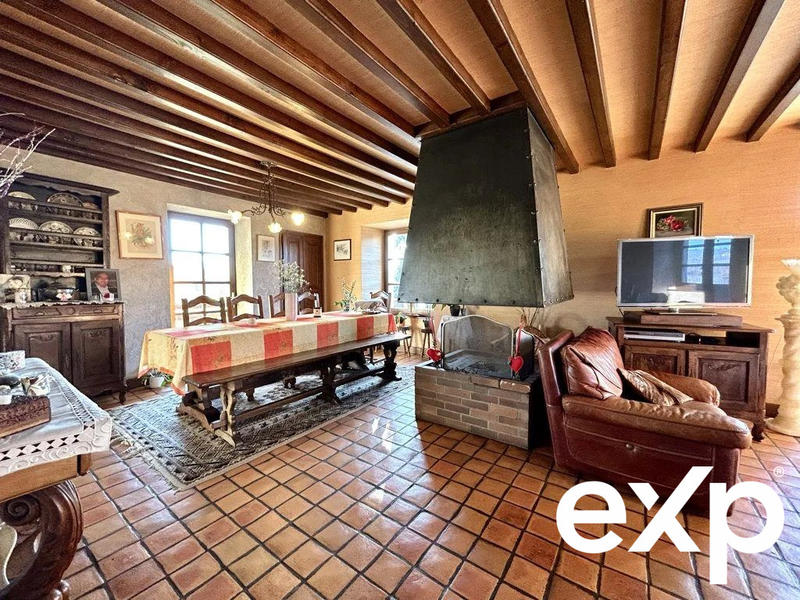 Maison - 204 m² - 6 pièces