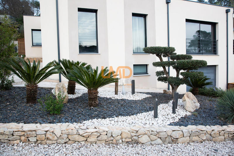 Maison - 147 m² - 6 pièces