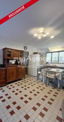 Maison de ville - 130 m² - 7 pièces