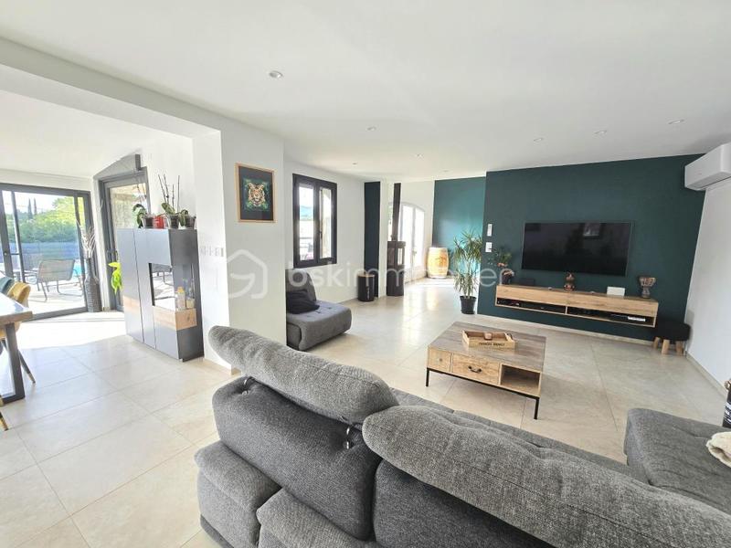 Propriété - 140 m² - 5 pièces