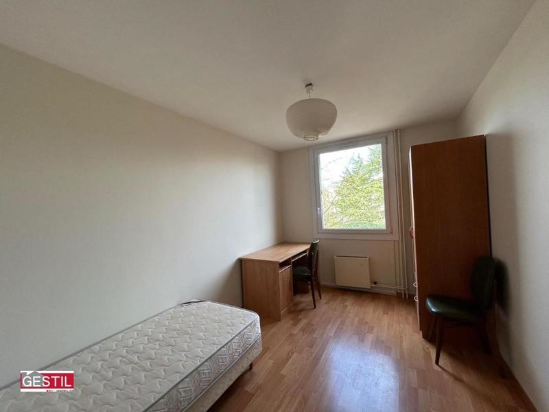 Appartement - 81 m² - 4 pièces