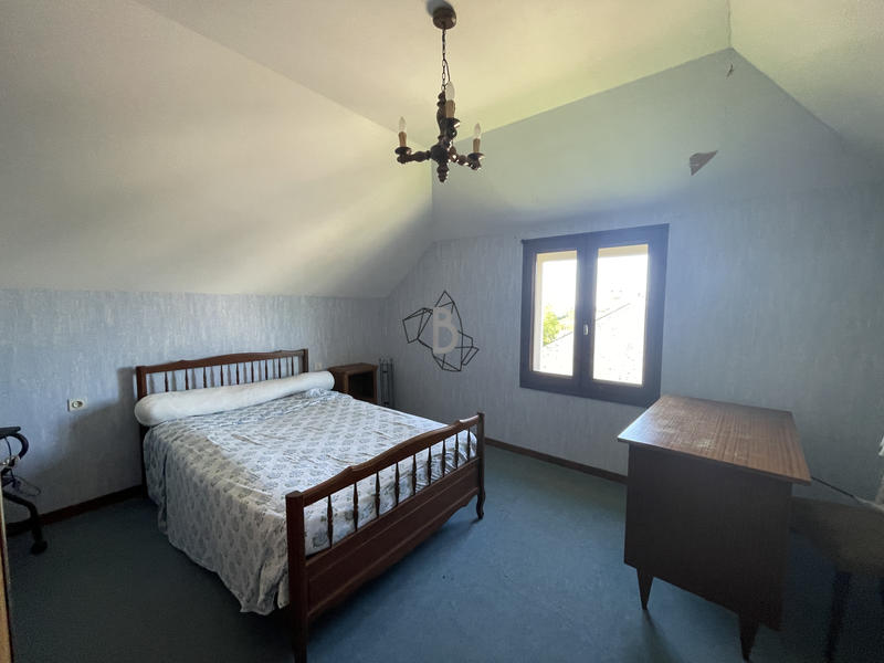 Maison - 159 m² - 7 pièces