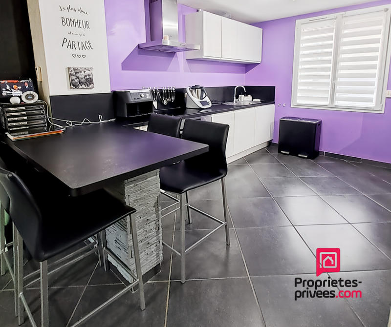 Maison - 140 m² - 6 pièces