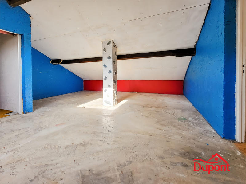 Maison - 94 m² - 5 pièces