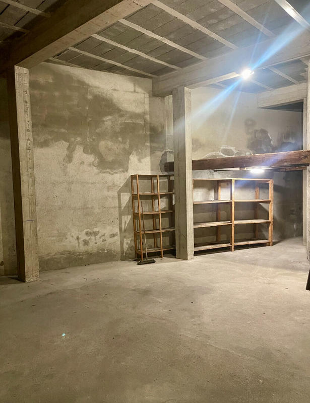 Parking / Garage - 50 m²