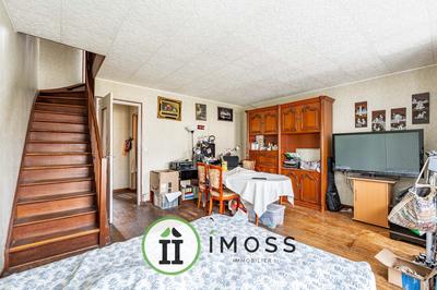 Maison - 92 m² - 4 pièces