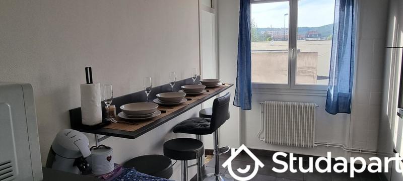 Chambre - 12 m² - 1 pièce