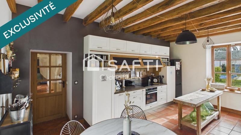 Maison - 236 m² - 7 pièces