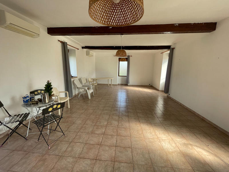 Maison - 321 m² - 9 pièces