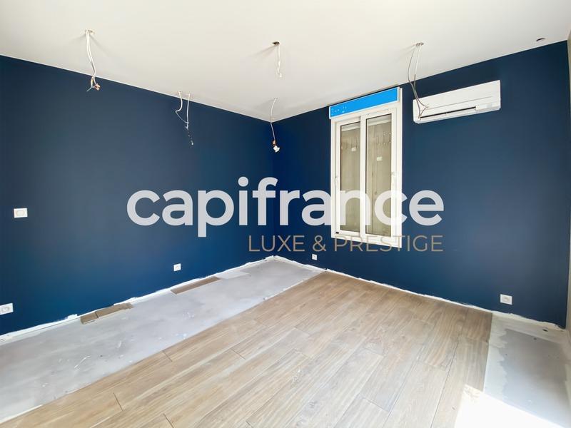 Propriété - 288 m² - 17 pièces