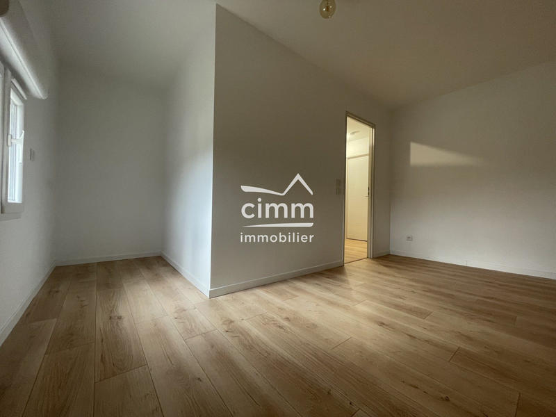 Maison - 83 m² - 5 pièces