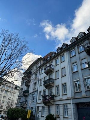 Appartement - 90 m² - 4 pièces