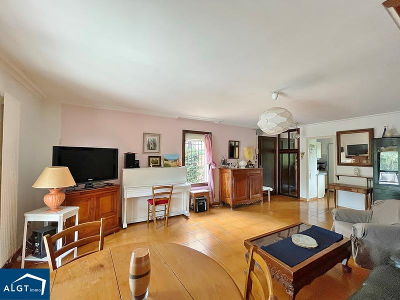 Maison - 96 m² - 5 pièces