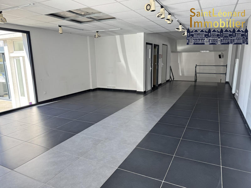 Local commercial - 413 m²
