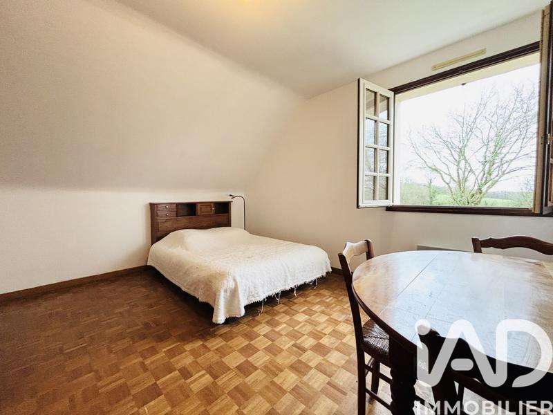 Maison - 166 m² - 7 pièces