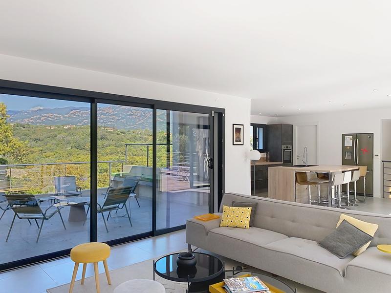 Maison contemporaine - 170 m² - 6 pièces